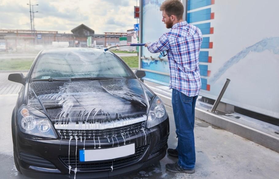Vantagens da integração do estacionamento com o lava-rápido.