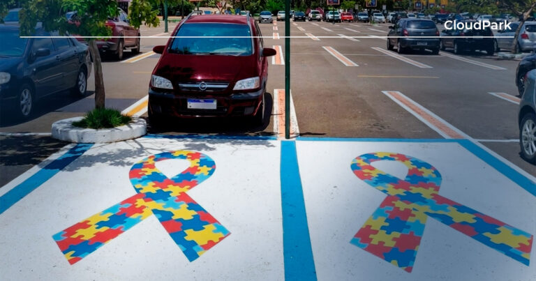 Vaga para Autista: quais as regras para estacionamentos comerciais e rotativos?