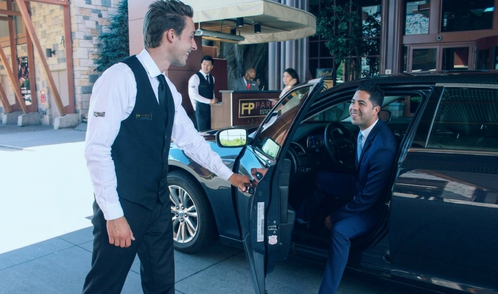 O que é e o que faz um manobrista de estacionamento?