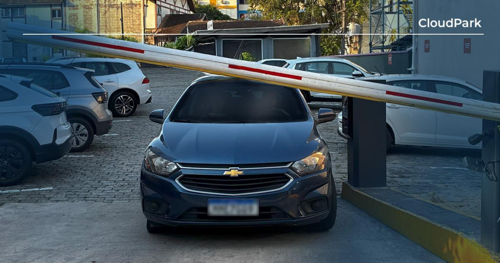experiência do cliente com IA para estacionamento e entrada automatizada 